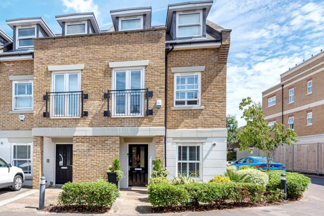 Thumbnail End terrace house for sale in Hawtrey Road, Windsor