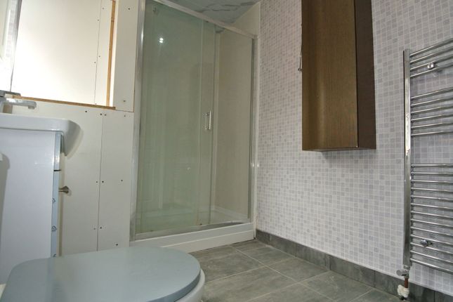 Winlaton Road, Bromley photo 4