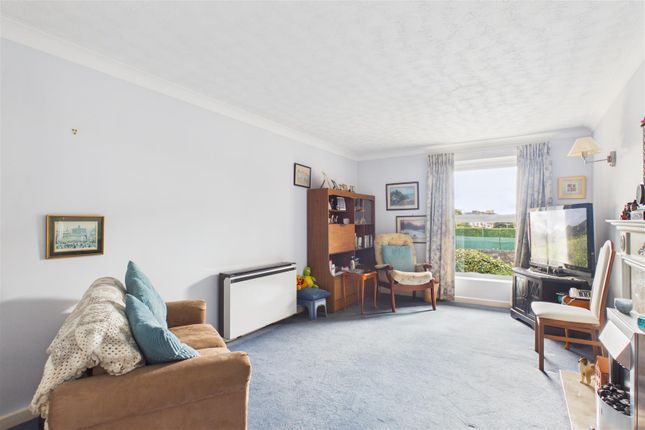 Flat for over 60's, 14, Avon Court, Beaufort Road, Bristol photo 4