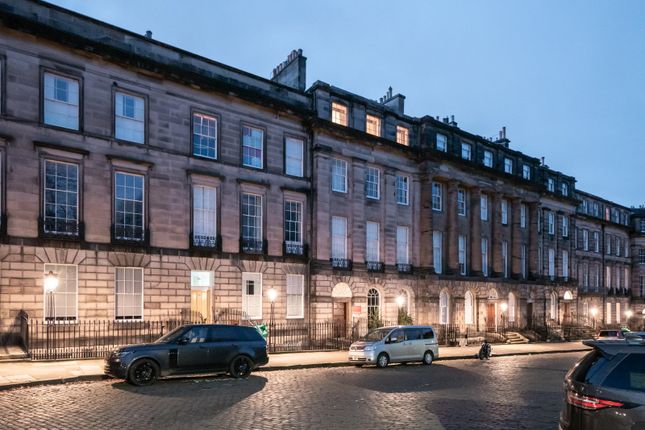 Thumbnail Flat for sale in 29 3F Moray Place, New Town, Edinburgh
