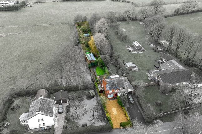 30 Smithy Lane, Croft, Cheshire photo 2