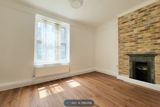 Property 1 of 14. Chimney Bedroom