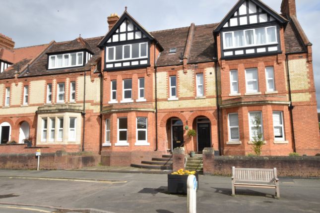 Thumbnail Terraced house for sale in High Street, Evesham, Worcestershire