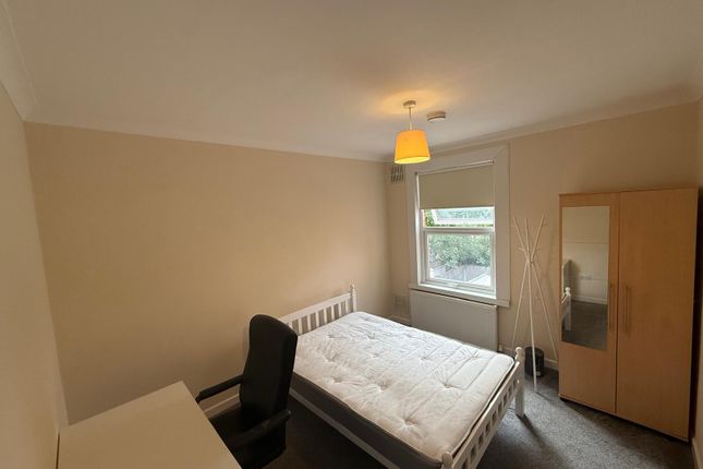 Babington Road, London photo 5