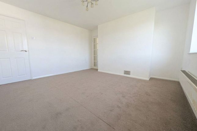 5 Andover Court, Kidlington photo 2