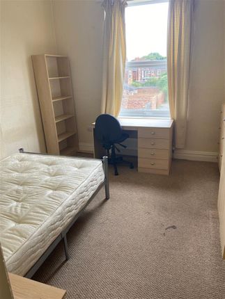 Shared accommodation for sale in Wellesley Avenue, Bevereley Road, Hull