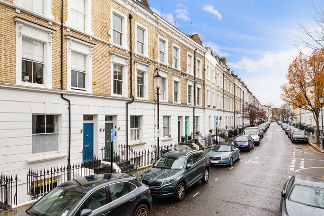 Maisonette to rent in Ifield Road, London