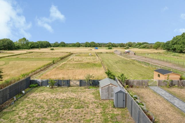 Meadow View, Sandtoft Road, Doncaster photo 4
