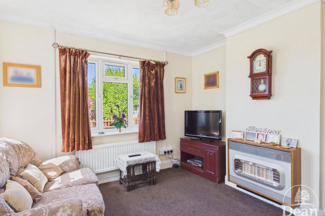 28, Somerset Road, Cinderford photo 2