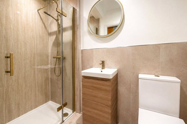 Room 4, 41, Royal Oak Road, Woking photo 3