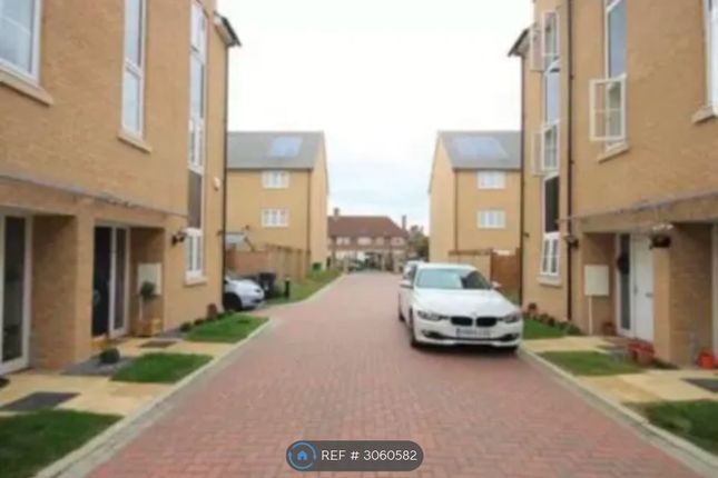 Dorrington Close, Barking photo 2