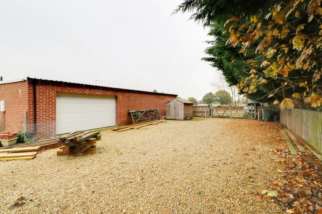 Detached bungalow for sale in Turbary, Epworth