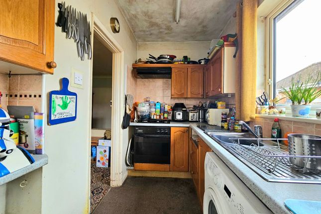 10 Hillview Drive, Gloucester photo 4