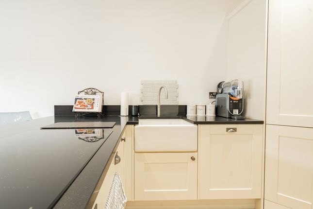 73 Central Avenue, Leicester photo 4