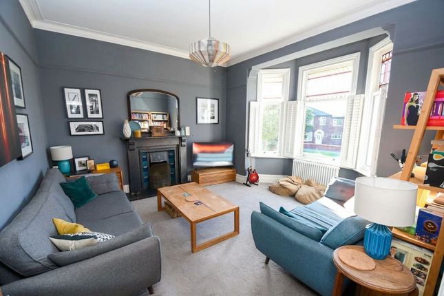 131 Claremont Road, Salford photo 4