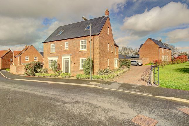 Thumbnail Detached house for sale in Bobbins Way, Buckingham