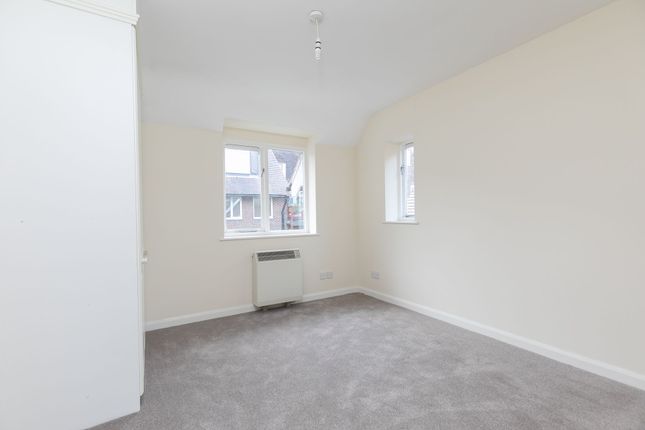 Flat for sale in Riverside, Forest Row