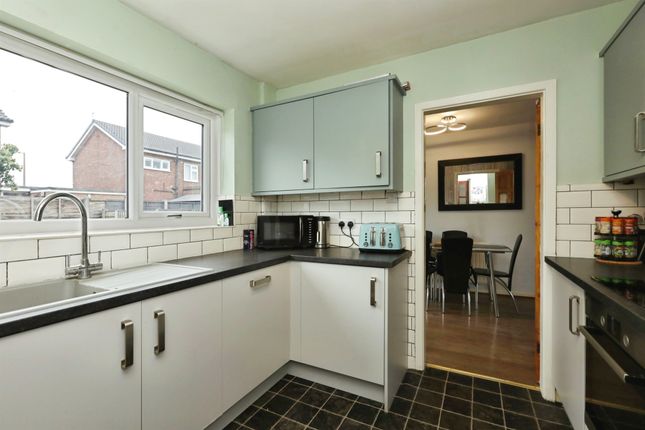 6, Braemar Road, Doncaster photo 4