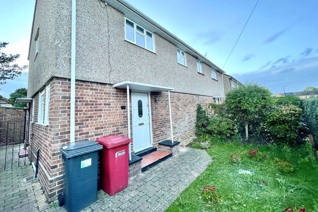 Thumbnail Property to rent in Quinbrookes, Slough