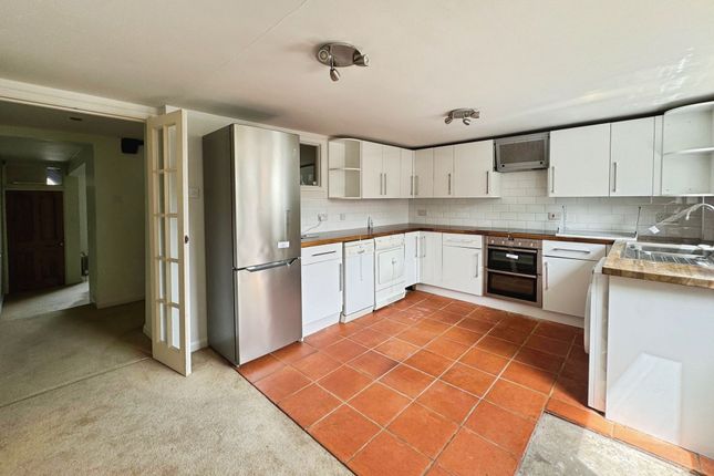 50, High Street, Pewsey, SN9 photo 4