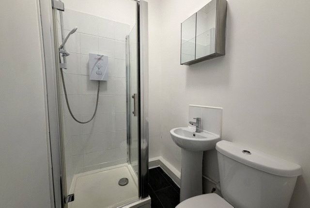 Room 2, 93, Wrightington Street, Greater Manchester photo 2