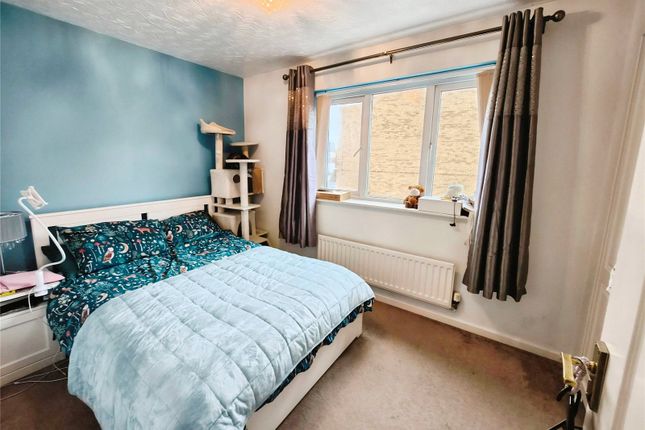10, Eastwood Drive, Telford photo 4