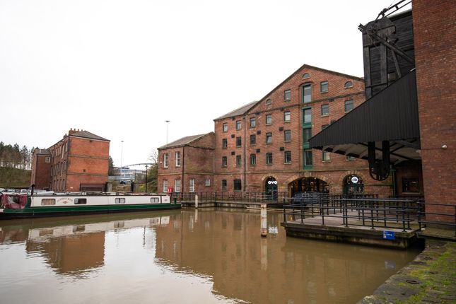 Flat for sale in The Warehouse, Victoria Quays, Wharf Str, Sheffield