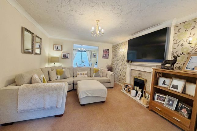 35, Blackwater Way, Didcot photo 3