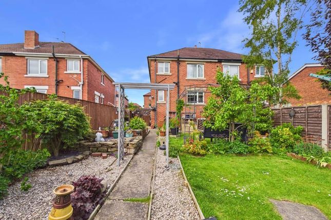 73, St. Peters Crescent, Wakefield photo 4
