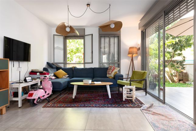 Thumbnail Apartment for sale in Tel Aviv-Yafo, Tel Aviv-Yafo, Il