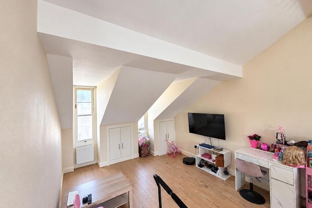 373A, Harrow Road, London photo 3