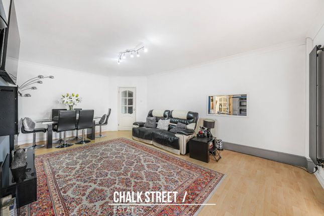52, The Grove, Upminster photo 3
