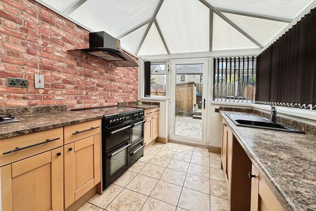 24, Oakdale Avenue, Wibsey photo 3