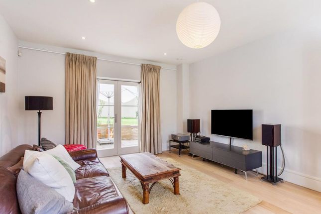 Town house for sale in Holburne Park, Bathwick