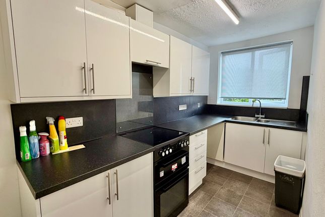 d835c728-A16B-4219-8099-5Afcf0Fc6140