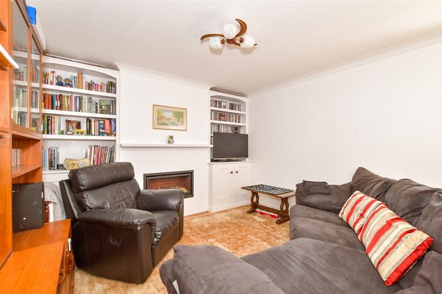 Pendle Lea, Fontwell Avenue, Eastergate photo 3