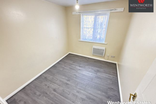 St Aidans Court 15, Blessings Way, London photo 4