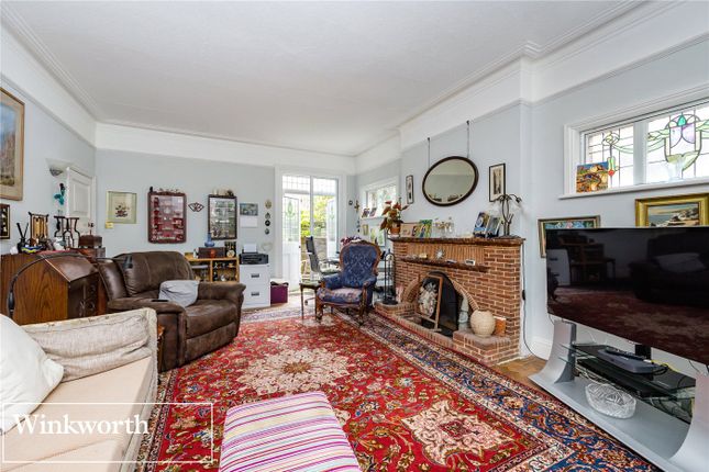 Flat for sale in Bigwood Avenue, Hove, East Sussex