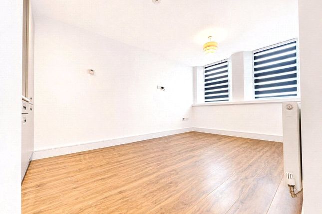 Dupli Flat 6, Shield House,, Elizabeth Way, Essex photo 3