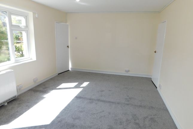 76, Birchen Grove, Luton photo 3