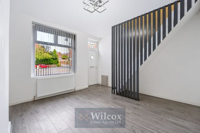 745 Chorley Old Road, Bolton photo 2