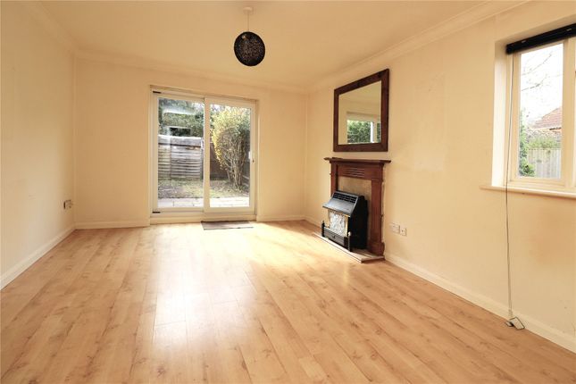 45, Old School Place, Surrey photo 3
