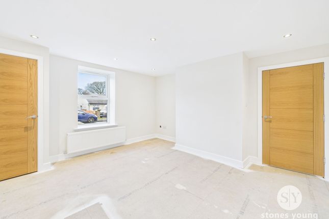 10a Knowsley Road, Blackburn photo 3