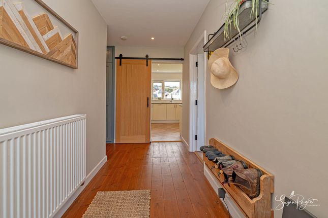 17, Chatfield Road, Niton photo 4
