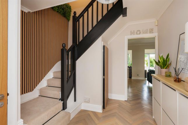 4, Everard Way, Faversham photo 4