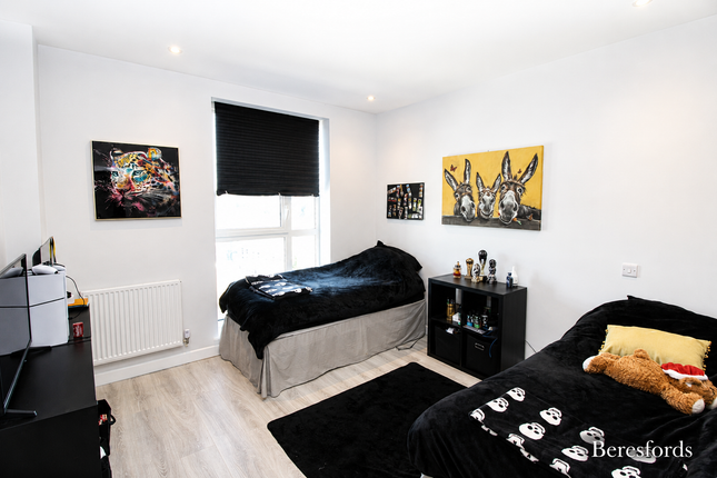 Flat 16, Park View, 30, Radford Way, Billericay photo 5