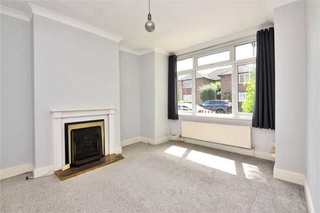 15, Lyme Regis Road, Surrey photo 4