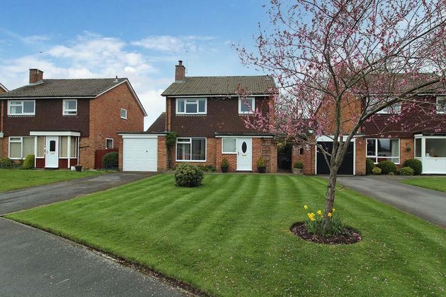 Thumbnail Detached house for sale in Mallorie Close, Ripon
