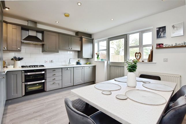 28, Blenheim Park, Cheshire photo 3