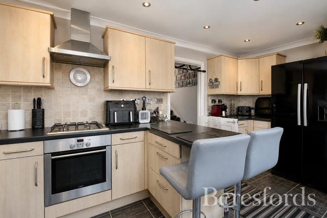 2, Adelaide Drive, Essex photo 4
